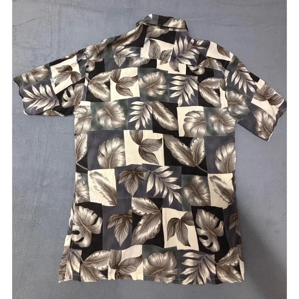 Campia Moda Hawaiian Shirt Men's Medium 100% Rayon Tropical Aloha Camp Shirt